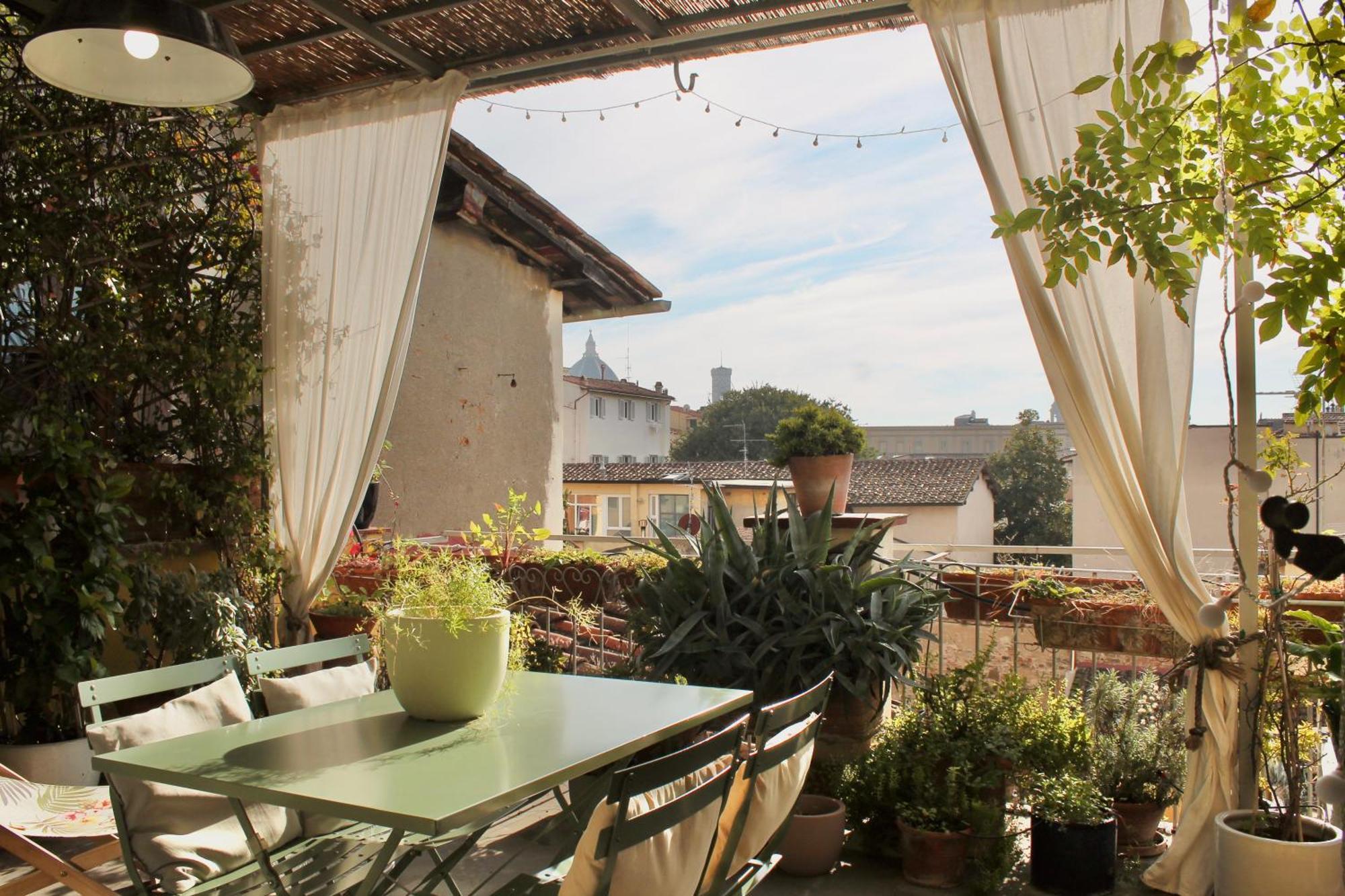 Attico Con Terrazza Su Firenzeアパートメント エクステリア 写真